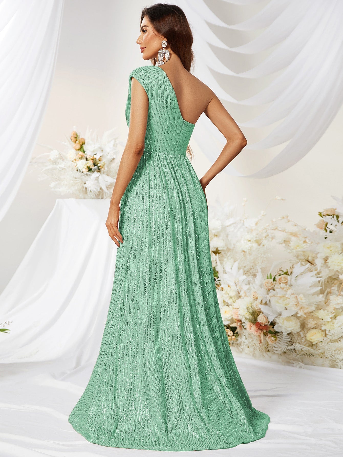 Formales Damenkleid mit Pailletten, Farben