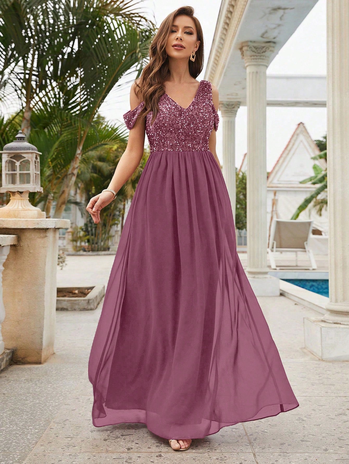 Formales Damenkleid mit Pailletten, Farben