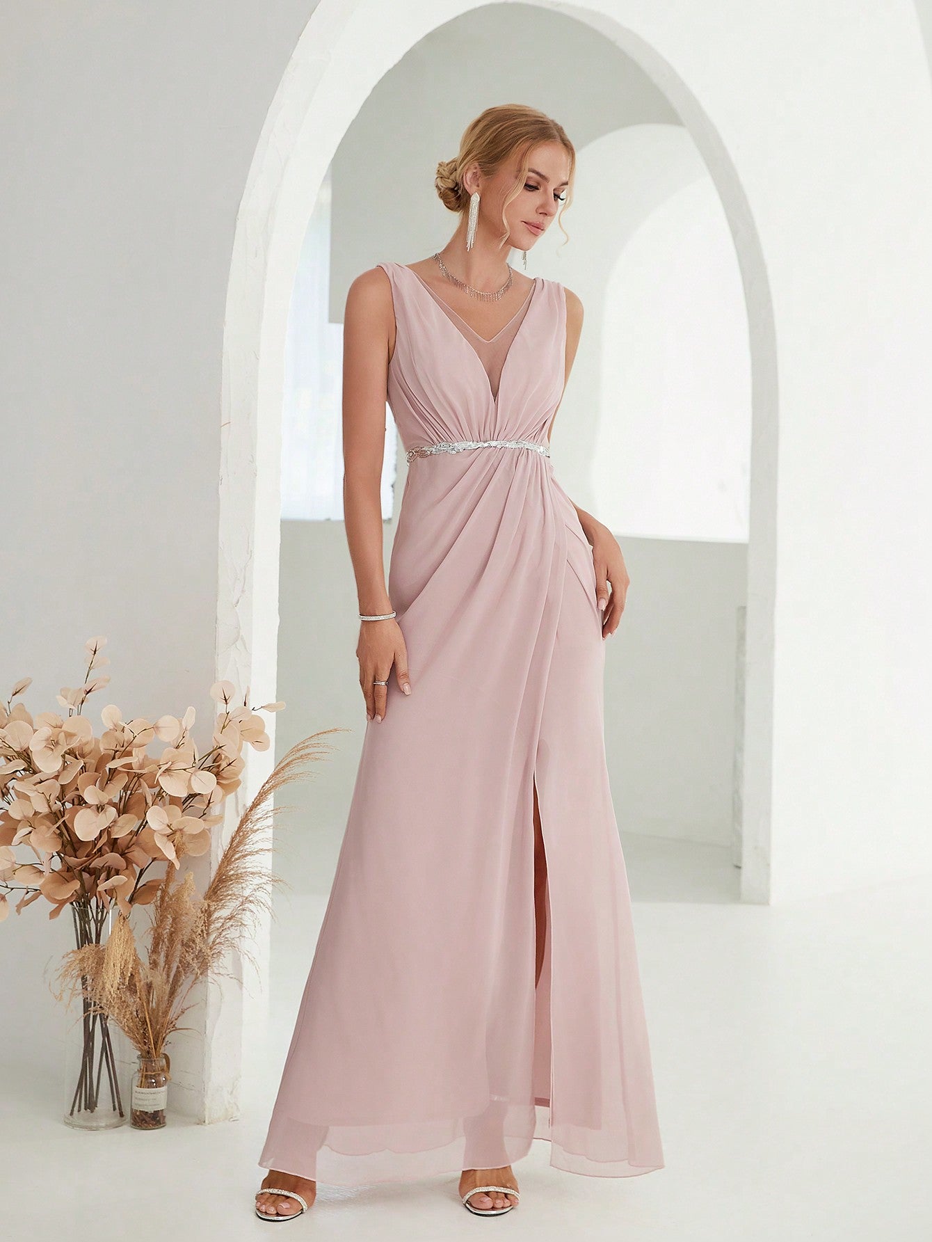 Formales Damenkleid mit Schlitz, Farben