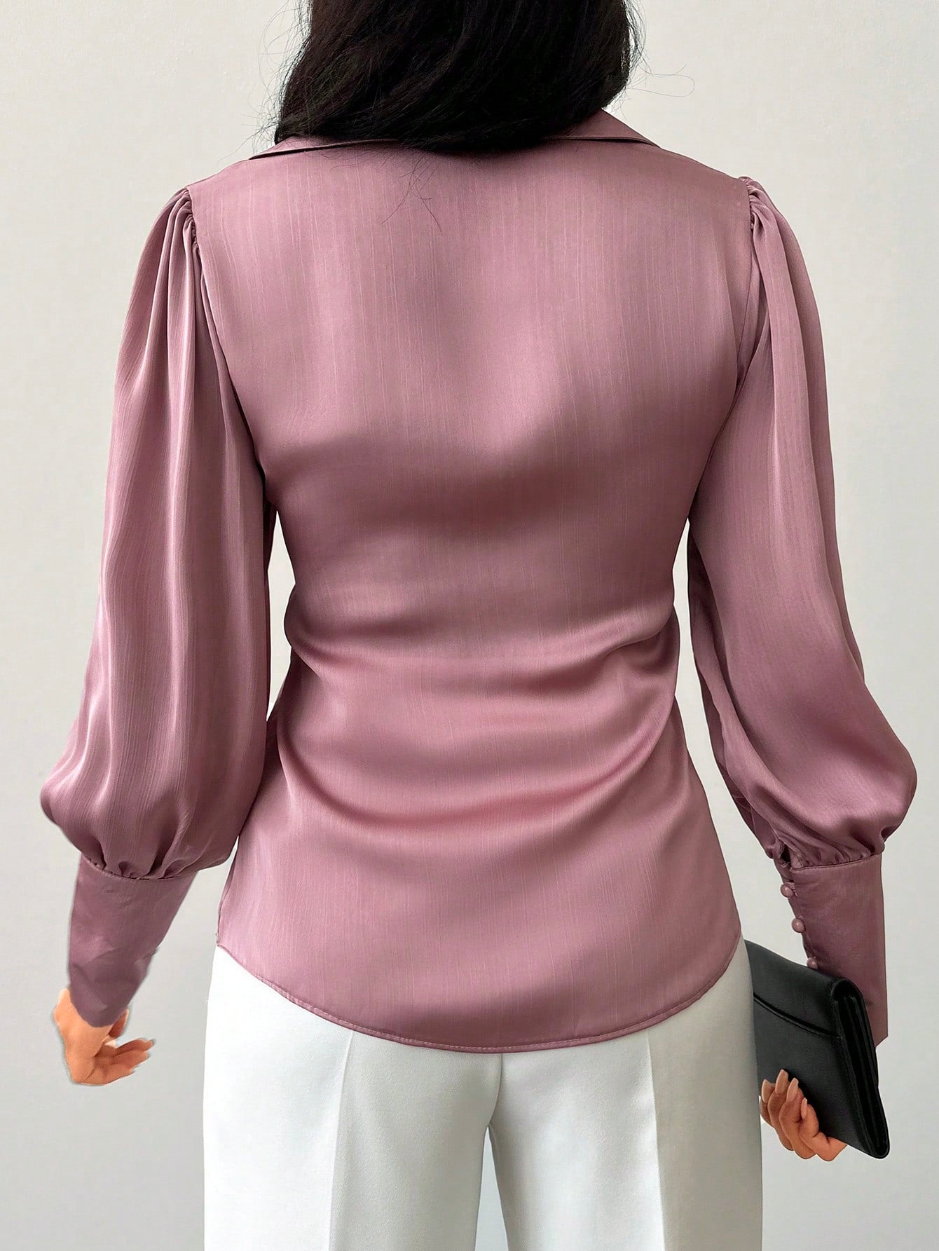 Elegantes Damenshirt in Farben