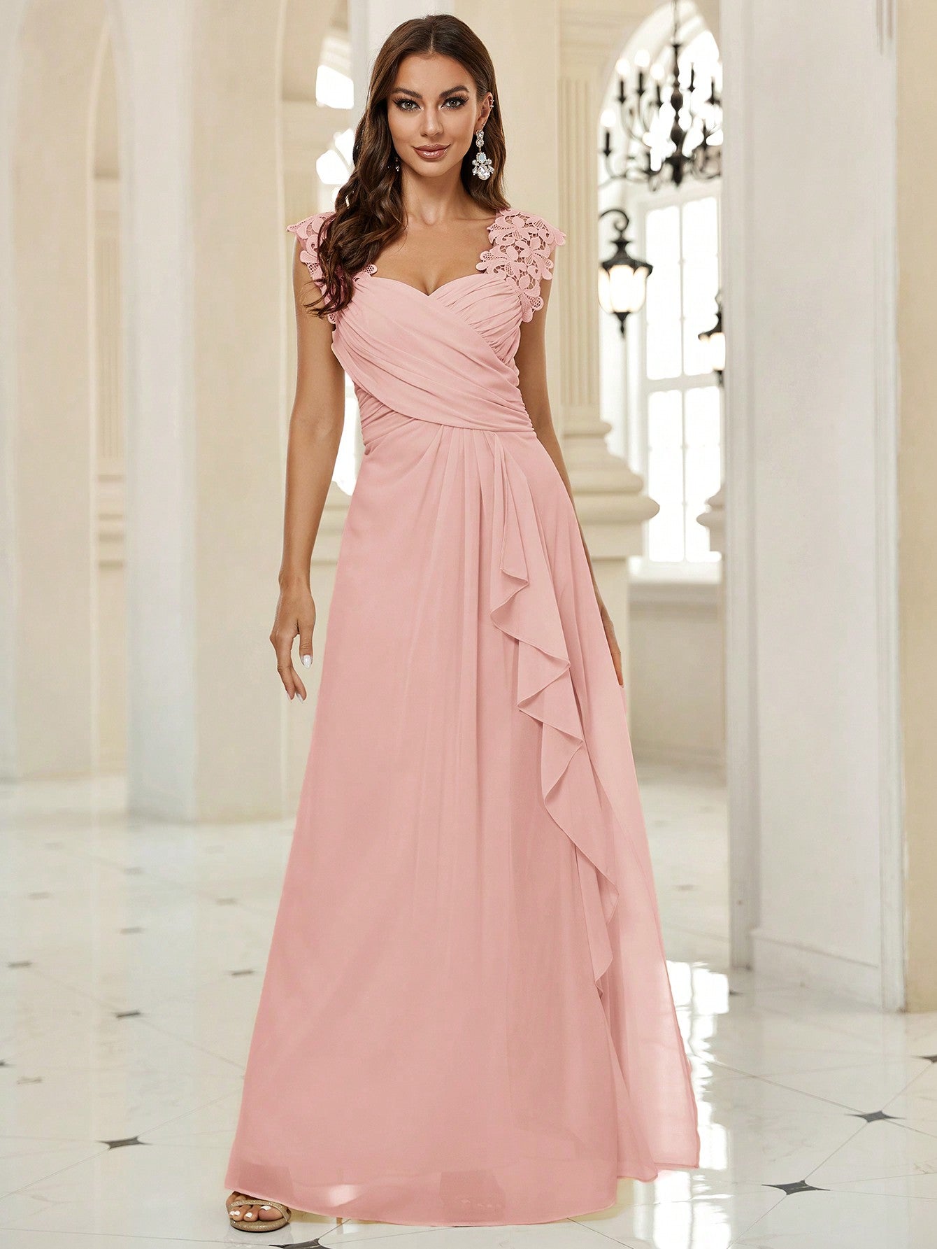 Formales Damenkleid mit Spitze, Farben