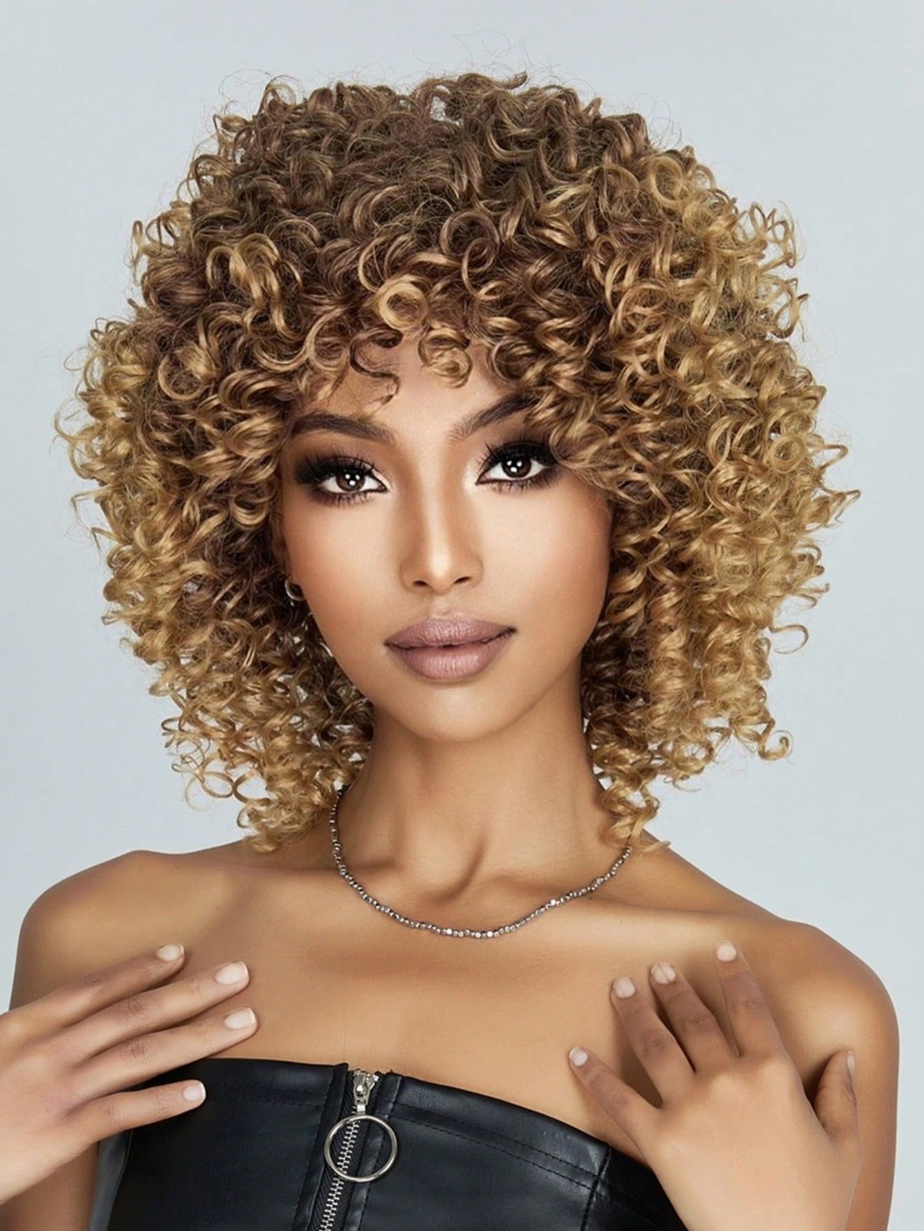 Honigblonde Afro-Locken-Perücke für Damen