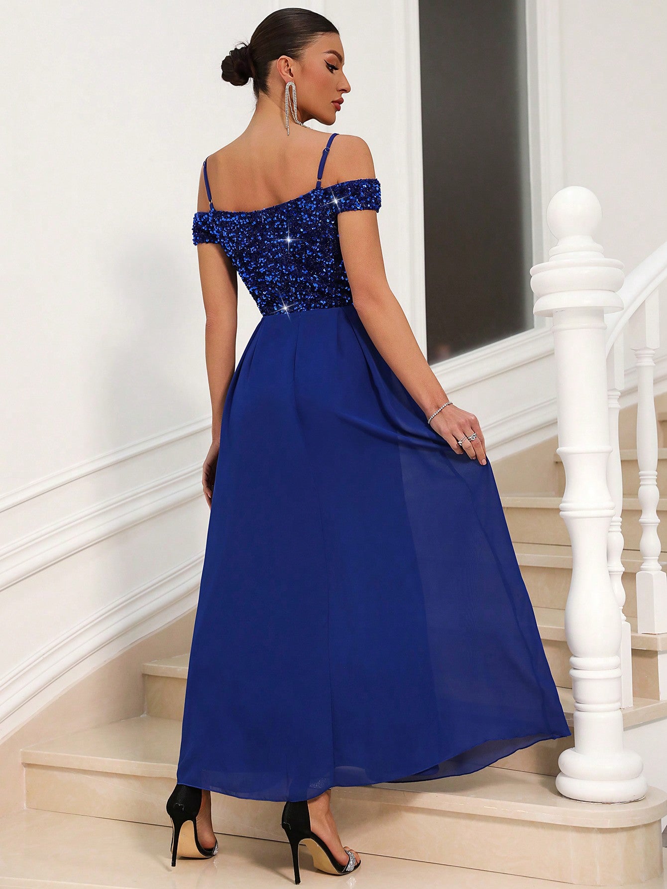 Damen-Abendkleid mit Pailletten, Farben