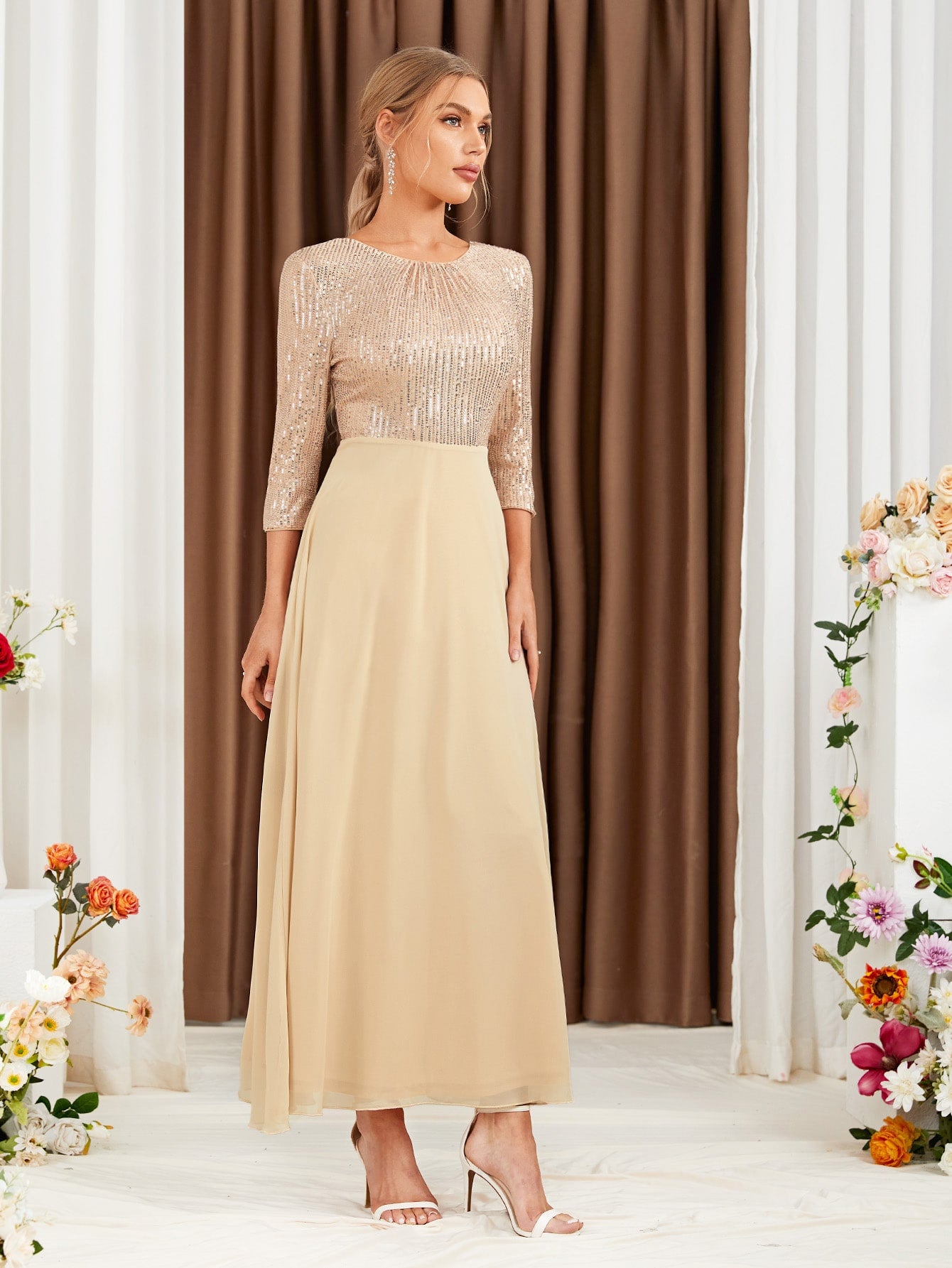 Formelles Kleid mit Pailletten