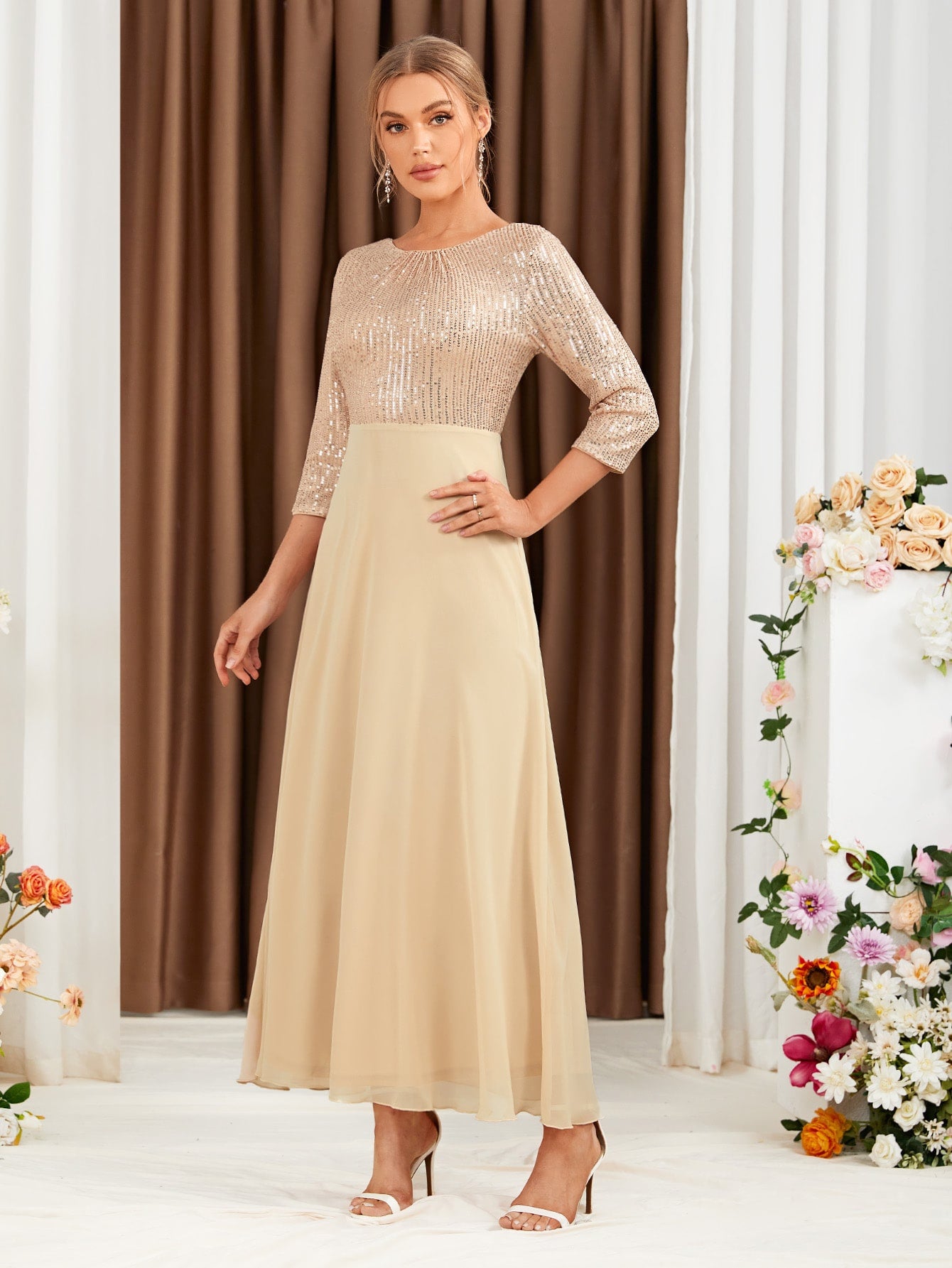 Formelles Kleid mit Pailletten