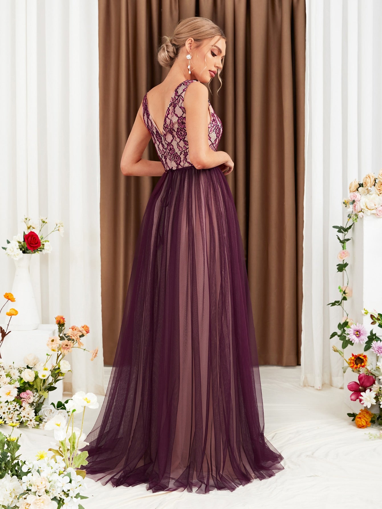 Formales Damenkleid mit Tüll, Farben