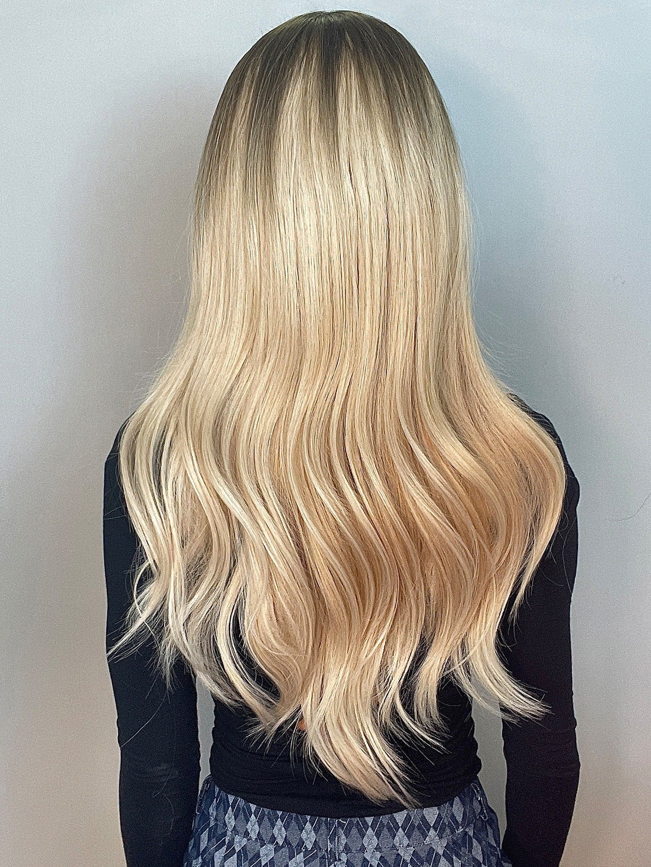 Blonde synthetische Perücke