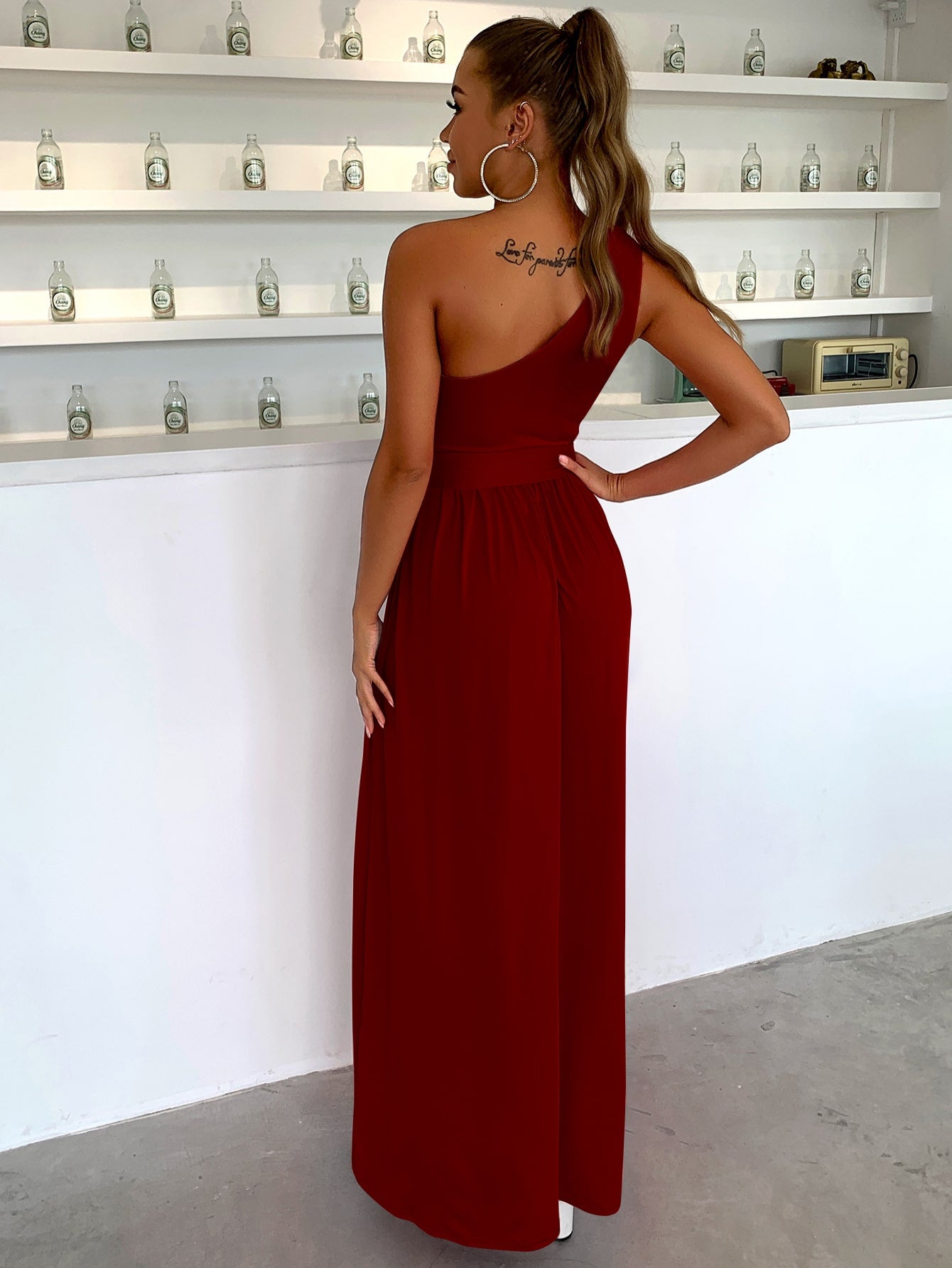 Asymmetrisches One-Shoulder-Kleid