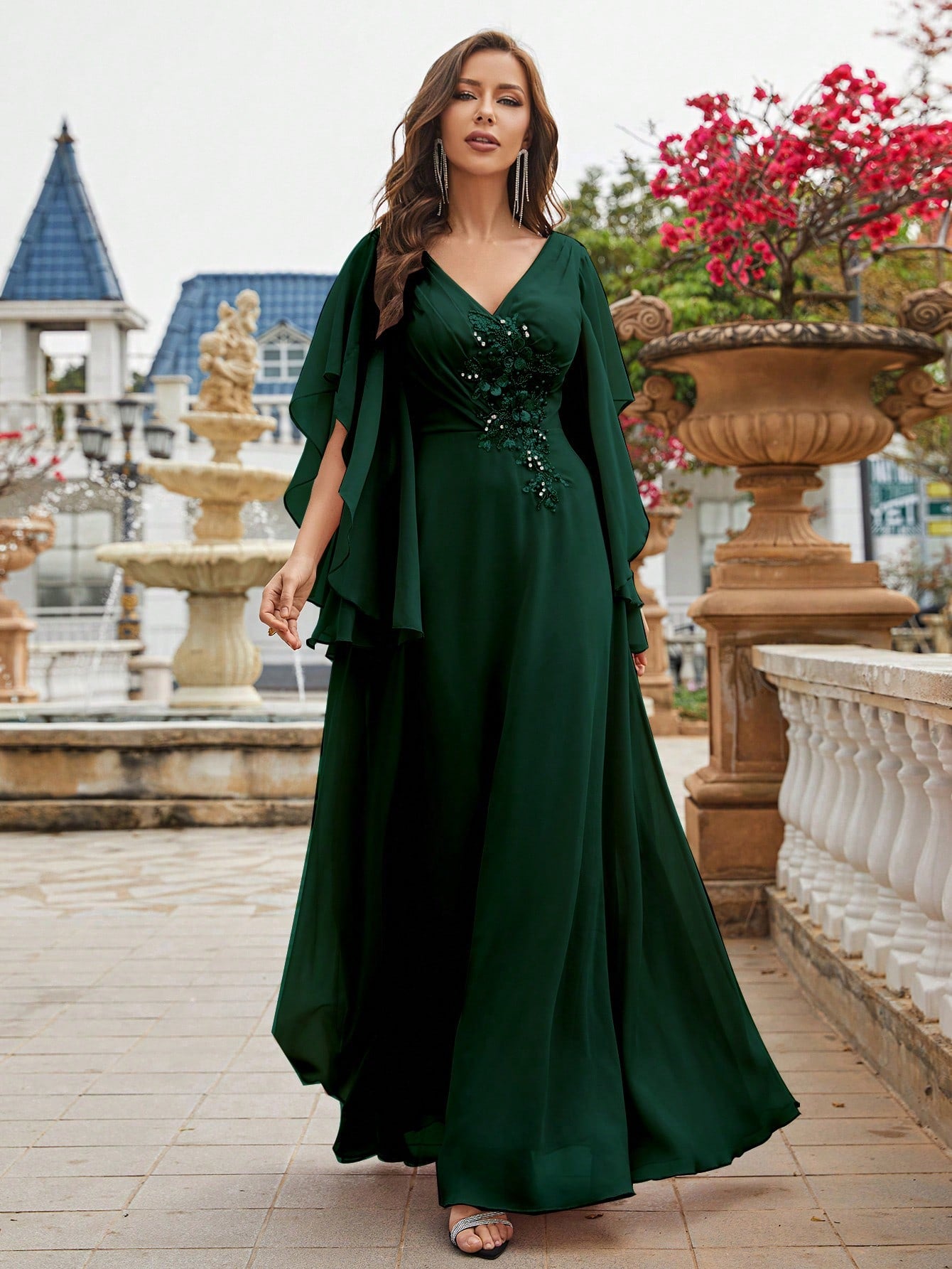 Formales Damenkleid mit Pailletten, Farben