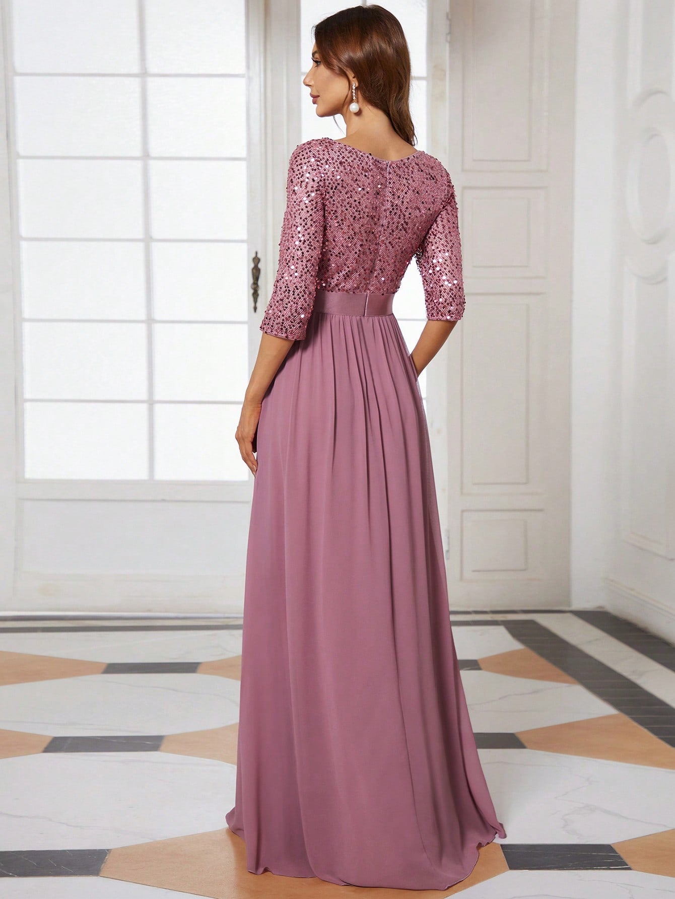 Formales Damenkleid mit Pailletten, Farben