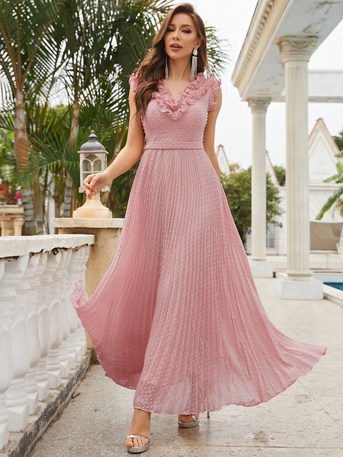 Damen-Abendkleid mit Falten