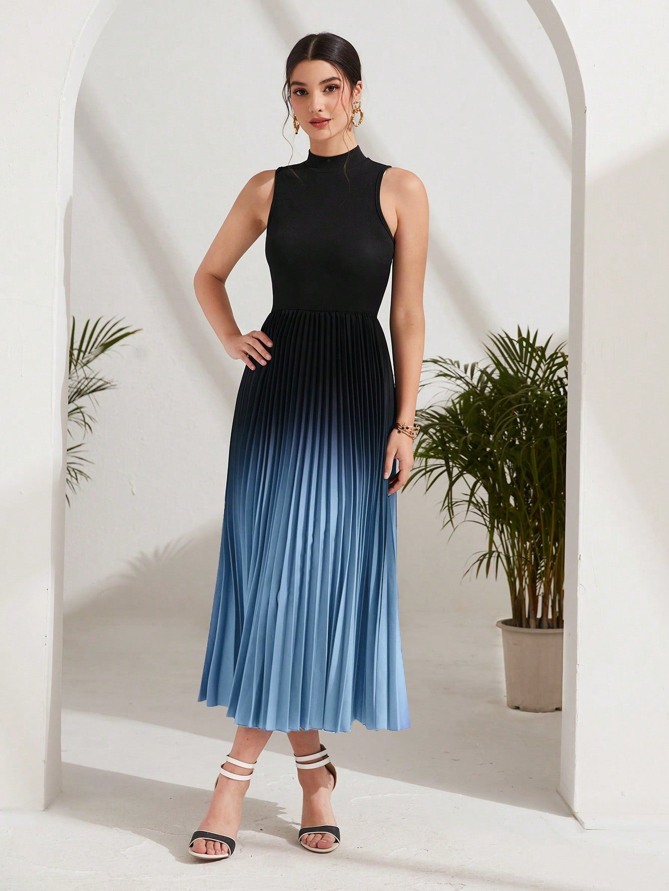 Damen-Abendkleid mit Falten, Farben