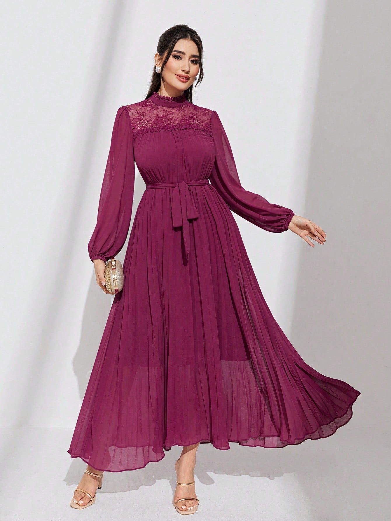 Damen-Abendkleid mit Falten, Farben