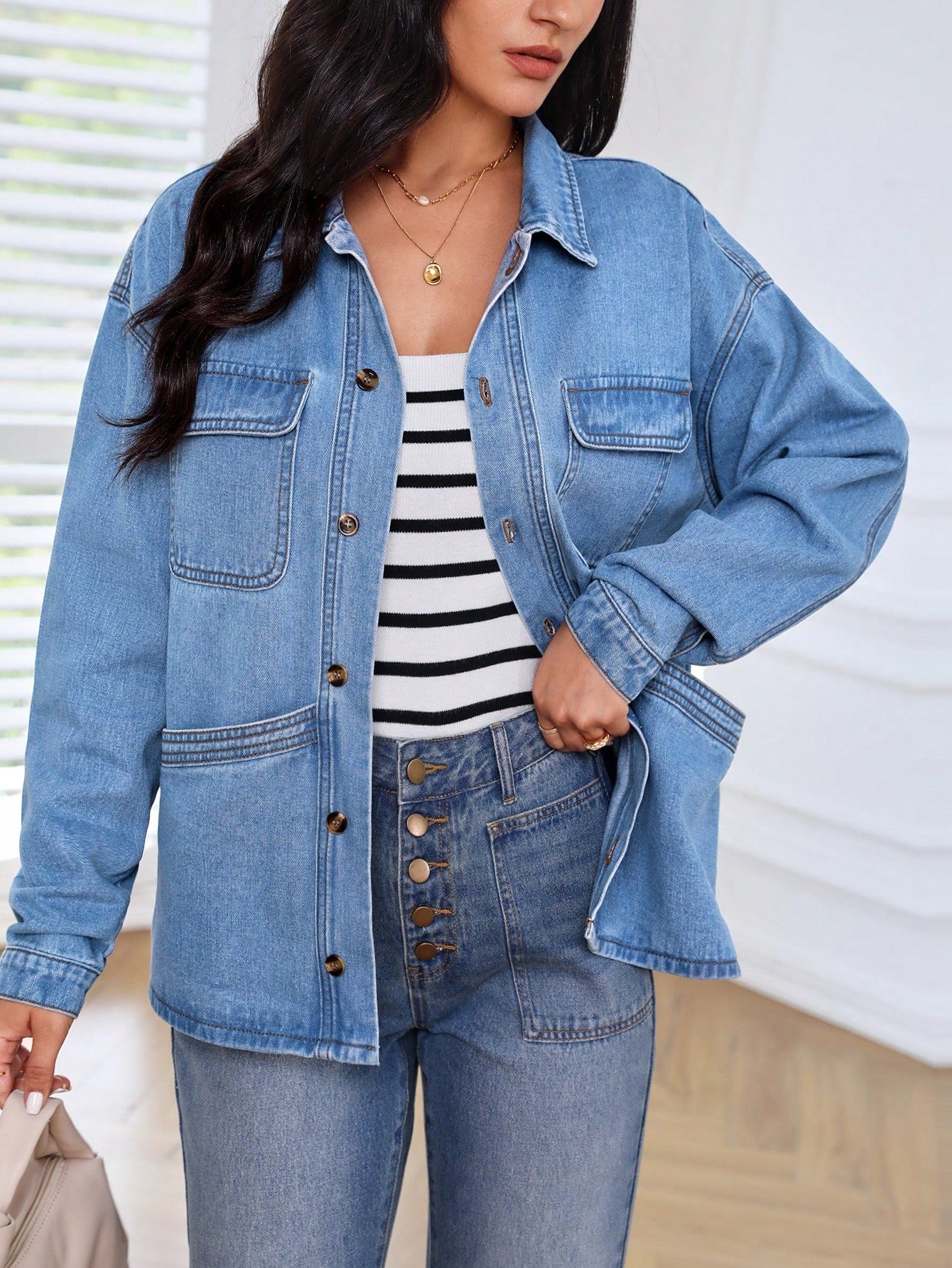 Gerade geschnittene Oversize-Jeansjacke