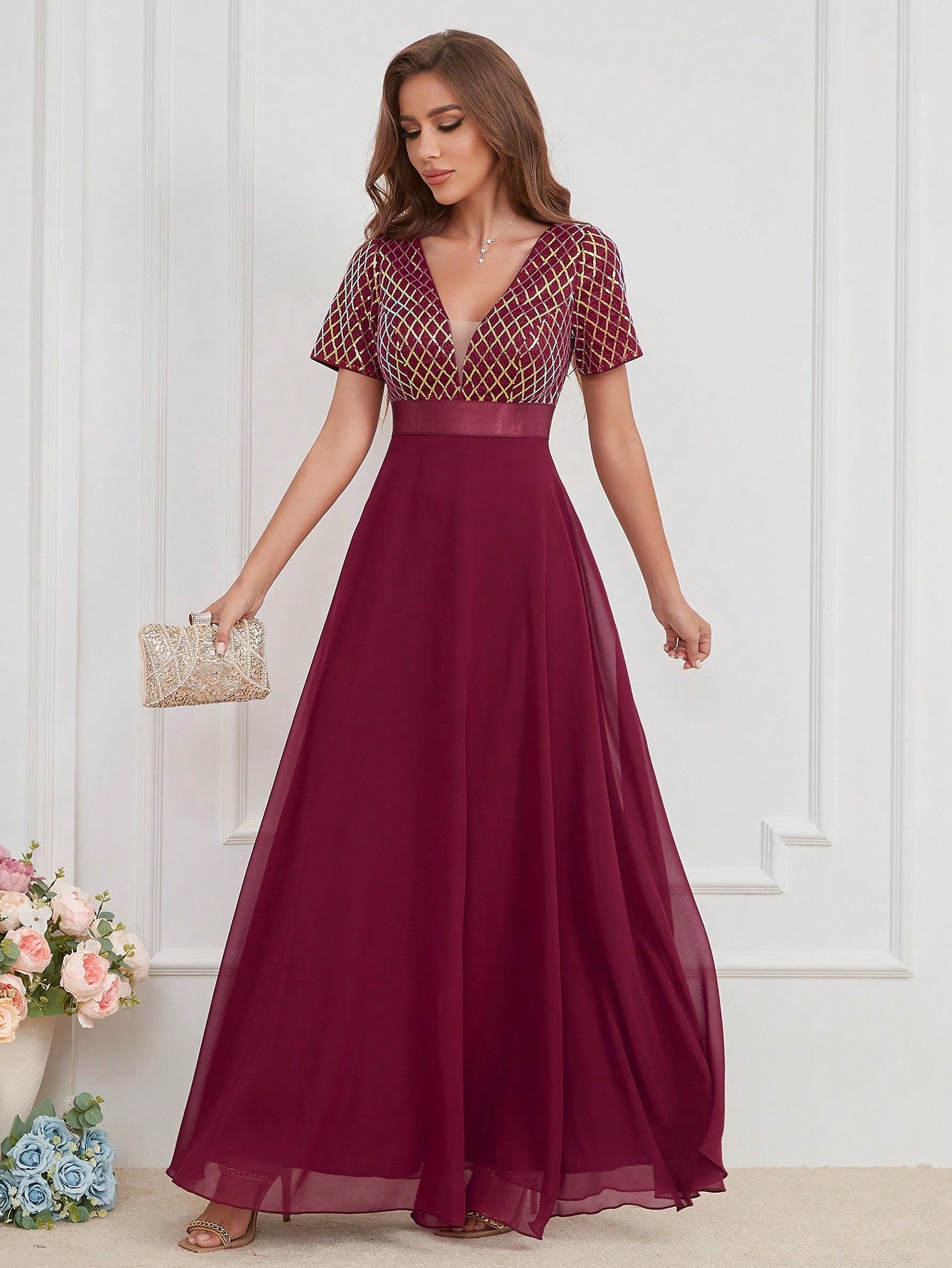 Formales Damenkleid mit Pailletten