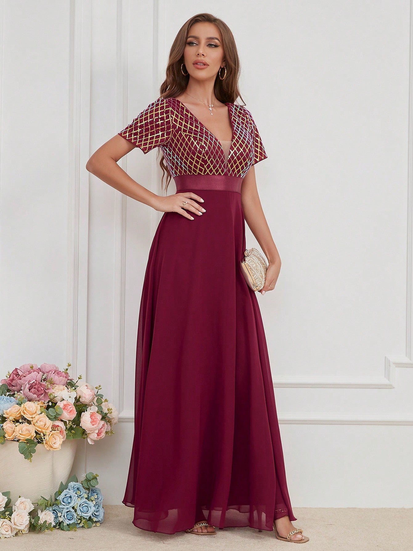 Formales Damenkleid mit Pailletten