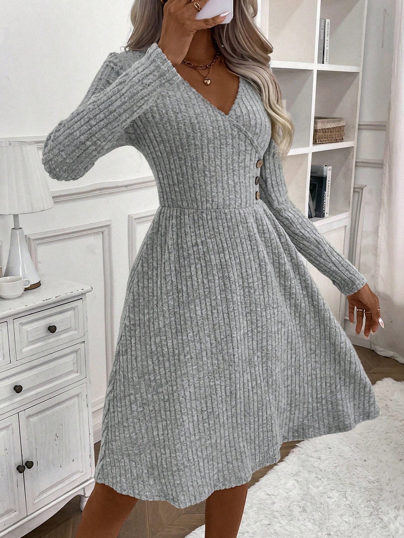 Gestreiftes Strickkleid für Damen