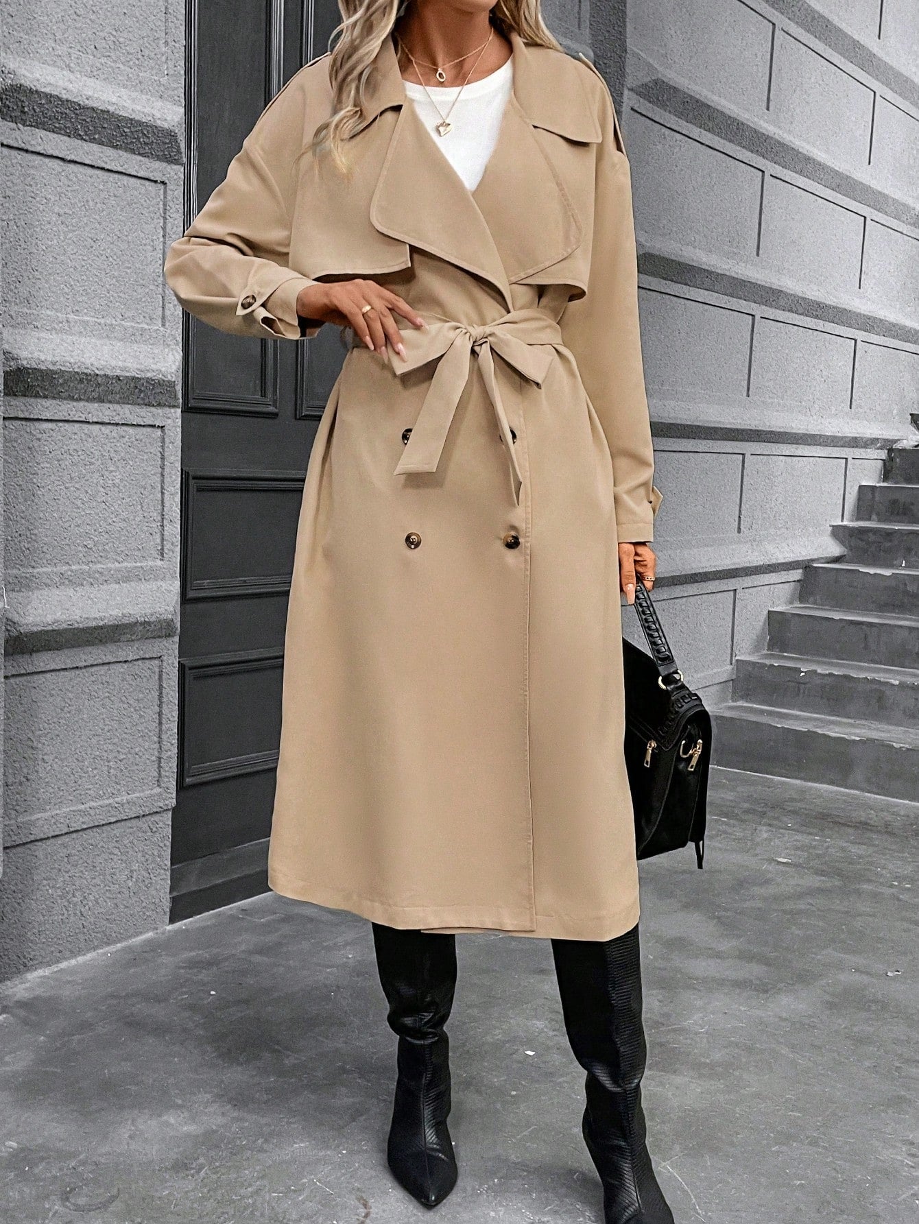 Damen-Trenchcoat mit Gürtel