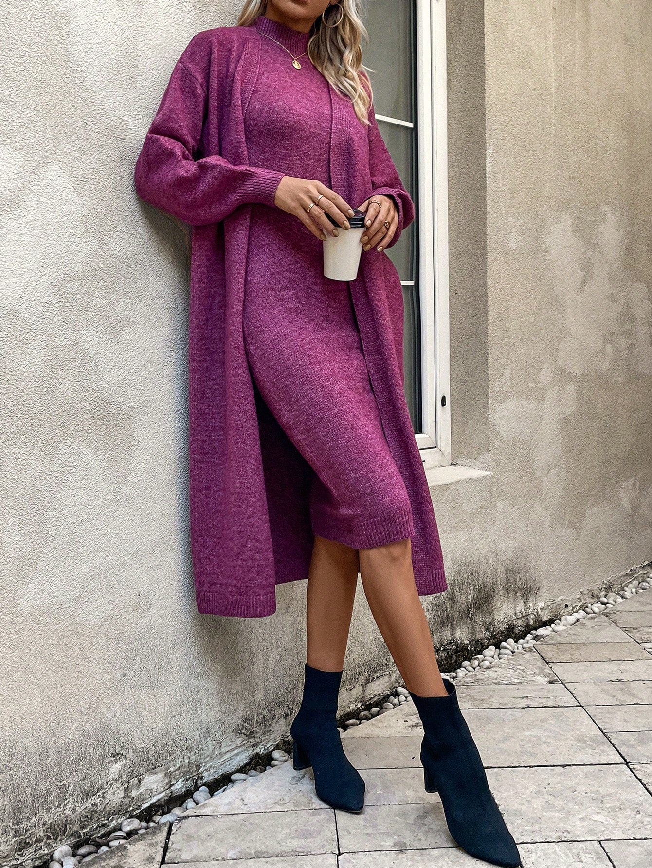 Set aus Strickkleid und Strickjacke für Damen